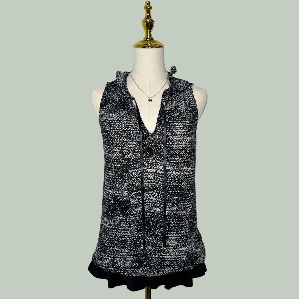 violet +  claire y2k black & white ruffles blouse coquette‎ chic timeless dainty